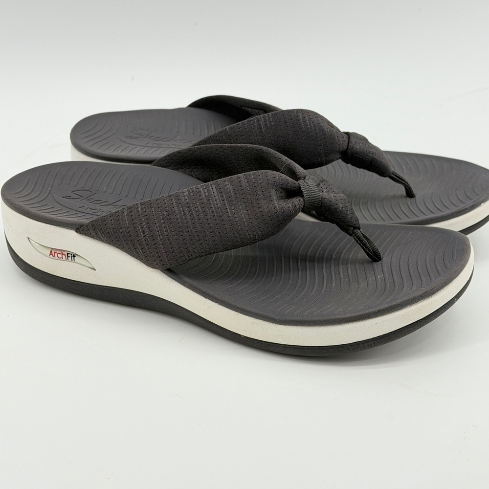 Skechers Arch Fit City Catch Women 11 Charcoal Grey Thong Wedge Sandals 163312